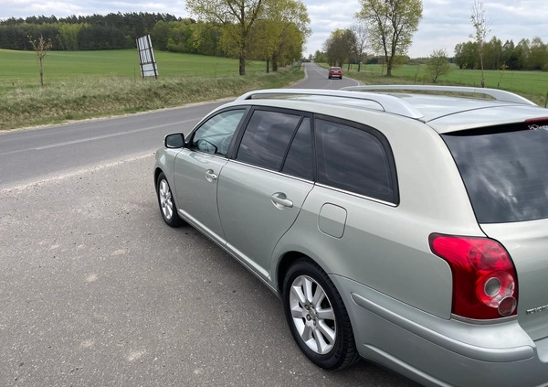 Toyota Avensis cena 19900 przebieg: 208000, rok produkcji 2008 z Nidzica małe 352